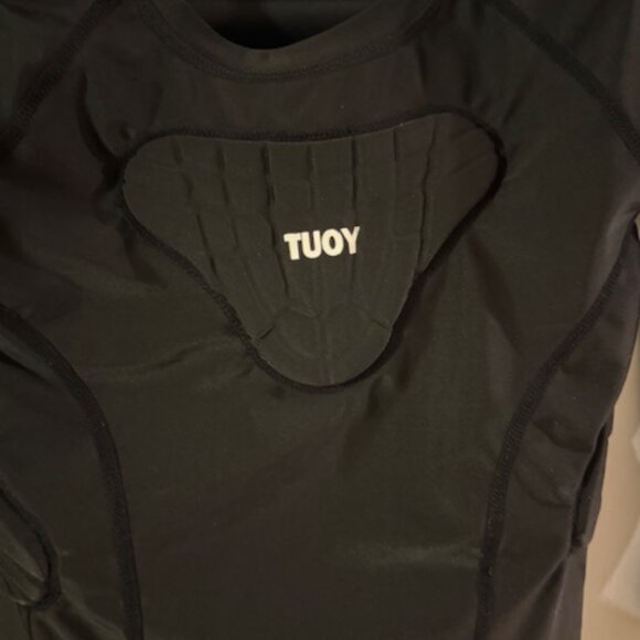 TUOY Youth Padded Chest Baseball/Football Rib Protector Shirt- Black long sleeve - Picture 5 of 7